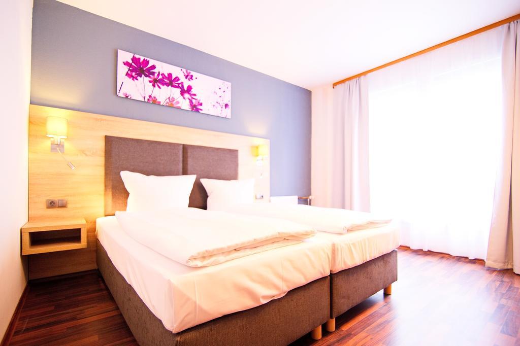 Blncty Hotel Berlin Kültér fotó